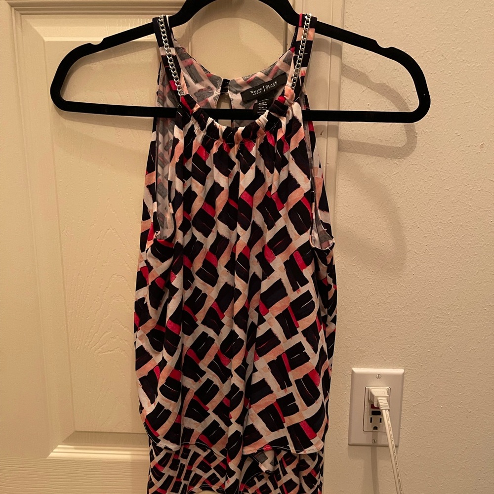Halter top.